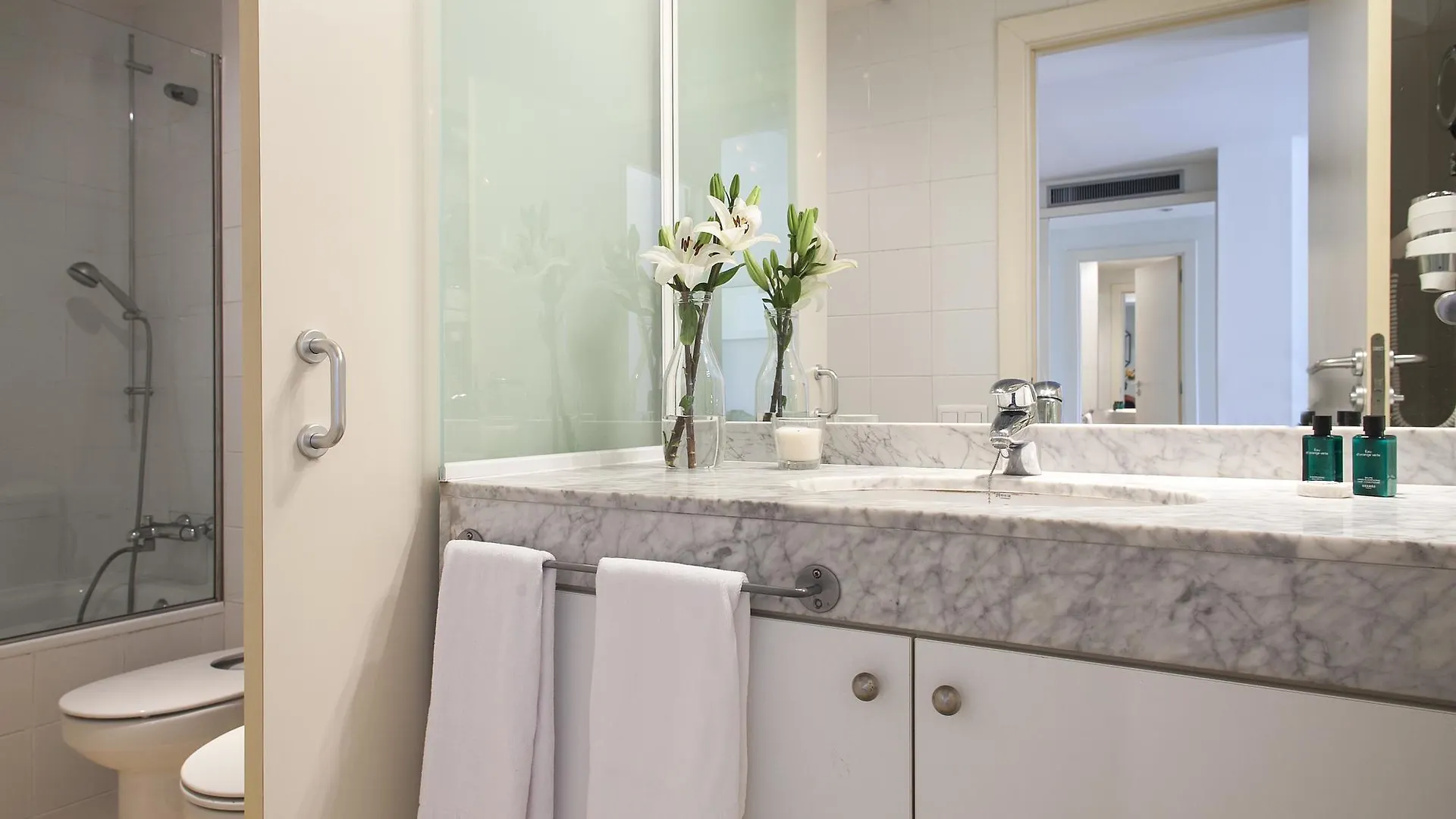 Aparthotel Splendom Suites Pau Claris Barcelona
