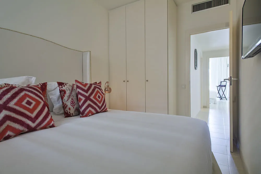 Splendom Suites Pau Claris Barcelona Spain