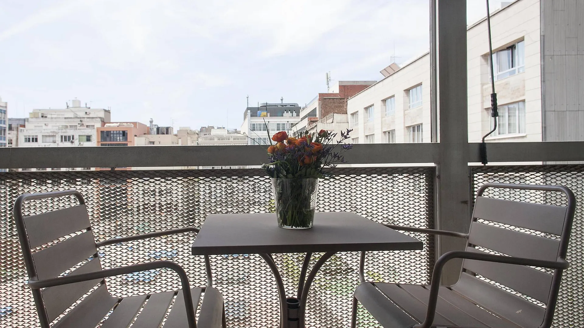 Aparthotel Splendom Suites Pau Claris Barcelona